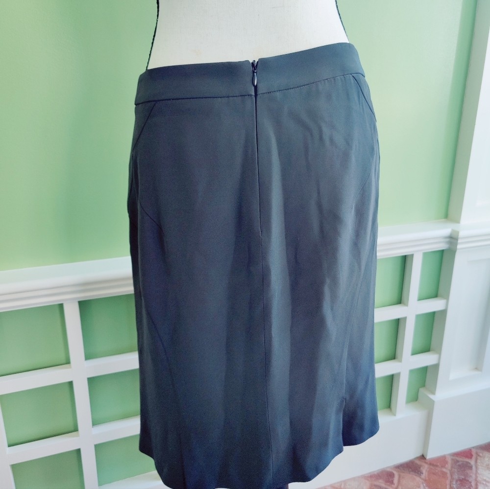 Armani Collezioni Size 42 dark gray skirt - Picture 5 of 6